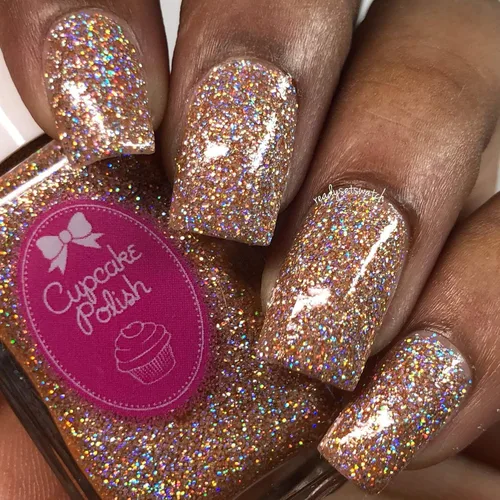 Vista 6 de Beauty is Everywhere - Esmalte de uñas con purpurina Nude Holo de Cupcake Polish