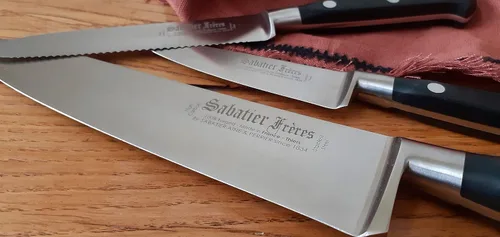 Vista 3 de Cuchillo de pan IDEAL de 8 pulgadas, fabricado en Thiers Francia desde 1885