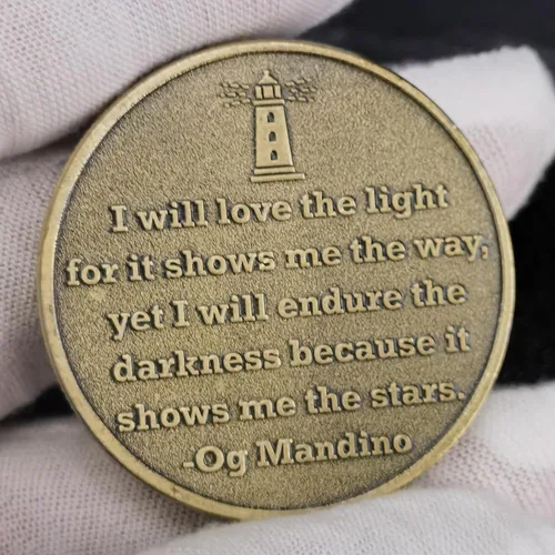 Vista 4 de Moneda de recuperación de adicciones para hombre y mujer, emblema de luz inspiradora de faro