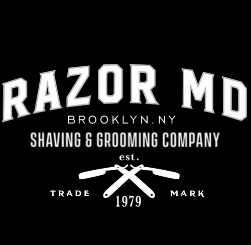 Vista 5 de Razor MD Pomada natural para el cabello a base de agua para hombres con alto brillo y acabado liso, fijación media fuerte, los mejores productos