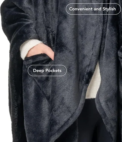 Vista 3 de Berkshire Blanket Primalush® Manta portátil, Capa de felpa con bolsillos y acogedora para estar en casa, ideal para adultos y adolescentes, Negro