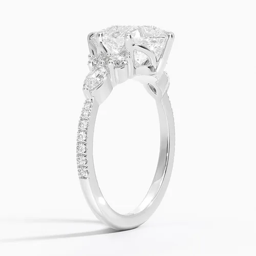 Vista 3 de IGI - Anillo de compromiso de diamantes creados en laboratorio con diseño de pera blanca de 1.56 quilates con diamantes redondos de laboratorio