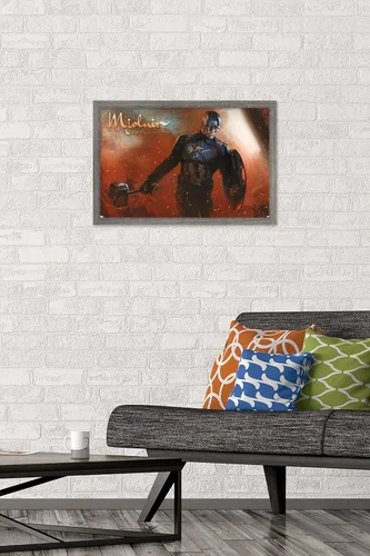Vista 2 de Trends International Marvel: Year of The Shield - Póster de pared de Mjolnir, 22.4 pulgadas de largo x 14.7 pulgadas, versión enmarcada de madera