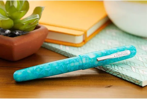 Vista 14 de Pluma estilográfica Conklin All American en negro – Punta ancha, diseño audaz y calidad premium – Regalo ideal para profesionales y entusiastas