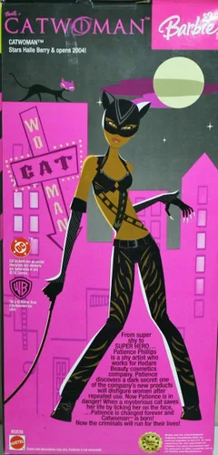 Vista 2 de Barbie Como Catwoman