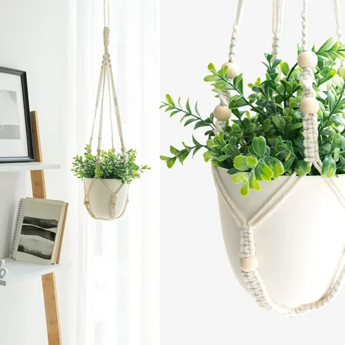 Vista 2 de Mkono Planta colgante falsa con maceta, plantas colgantes artificiales de primavera, colgador de plantas de macramé con vegetación sintética, maceta