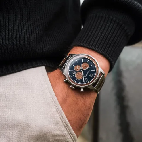 Vista 7 de HOLZKERN Oscar - Reloj para hombre, esfera azul de 1.654 pulgadas, acero inoxidable plateado y correa de madera de nogal, reloj casual para hombre