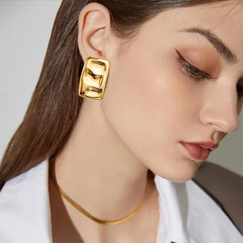 Vista 2 de Aretes rectangulares dorados gruesos para mujer, delicados y gruesos, aretes geométricos minimalistas para mujeres y niñas