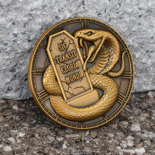 Vista 3 de Memento Mori Stoic Coin - Parca y reloj de arena, lápida de serpiente - Ficha de recordatorio de bolsillo con vitrina (moneda individual)