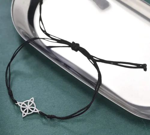 Vista 4 de unift Pulsera para mujer nudo de bruja celta pulsera mágica en capas dije de acero inoxidable pulseras místicas de doble cuerda joyería celta Sin