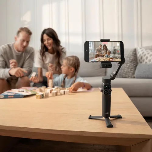 Vista 10 de DJI Osmo Mobile 8 Advanced Tracking Combo Gimbal Stabilizer para teléfono, seguimiento nativo de IA con audio e iluminación, rotación panorámica