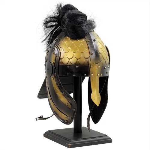 Vista 4 de Nagina International Casco nasal medieval Superficie de aletas en relieve con acabado negro antiguo y bronce y correas de barbilla, pelos negros