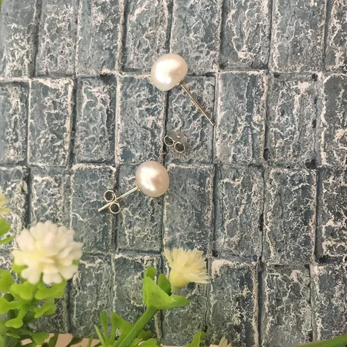 Vista 7 de Pendientes de perlas de plata de ley 925 con perlas cultivadas en agua dulce para mujer, tamaño a elegir