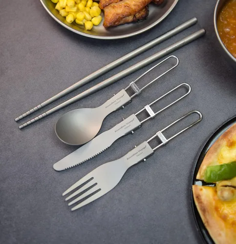 Vista 2 de iBasingo Cuchillo de tenedor de titanio con mango plegable, utensilios de vajilla ultraligeros para camping, picnic al aire libre, senderismo