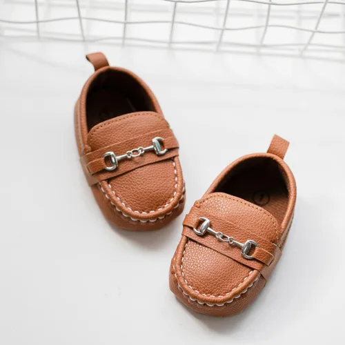 Vista 3 de Aploxphy Mocasines clásicos para bebés, niñas y niños, zapatos de vestir Oxford para bebés y niñas, zapatos de vestir para precaminantes, mocasines