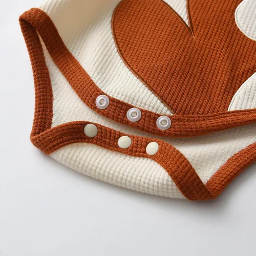 Vista 60 de Conjunto de 3 piezas de ropa de bebé recién nacido con estampado de manga larga + pantalones + sombrero