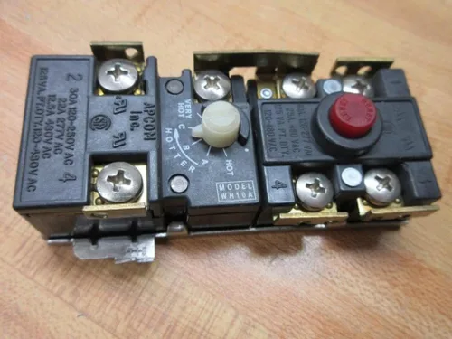 Vista 2 de Apcom WH10-A Bradford Termostato de calentador de agua superior blanco