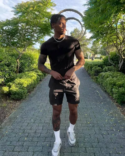 Vista 8 de CANGHPGIN Paquete de 2 pantalones cortos deportivos de entrenamiento para hombre, entrepierna de 7 pulgadas, pantalones cortos de senderismo