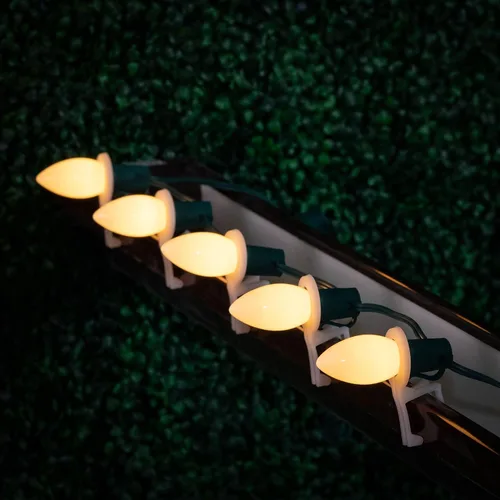 Vista 3 de Novelty Lights Paquete de 25 bombillas de repuesto de cerámica C9 para Blanco