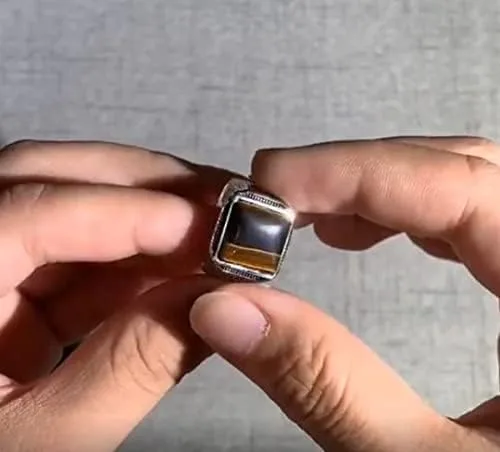 Vista 6 de Anillo de plata para hombre Piedra natural de ojos de tigre Anillo turco Anillo retro grabado geométrico por Fantasy World, Metal precioso, ojo