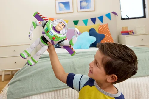 Vista 2 de Mattel Disney y Pixar Toy Story 5 Ultimate Action Buzz Lightyear