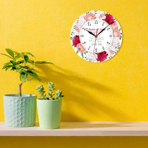 Vista 4 de The Geeky Days A True Love Story Never Ends Nombre personalizado Fecha de matrimonio Reloj de pared de cuarzo silencioso moderno Reloj de pared