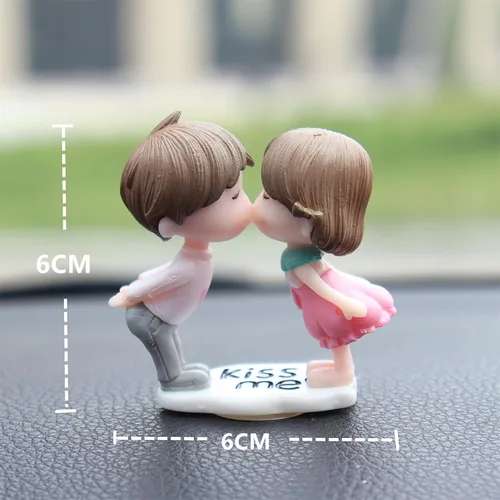 Vista 6 de Lindos adornos para pareja, lindo adorno para el interior del automóvil para parejas, decoración del automóvil, acción de caricaturas para parejas
