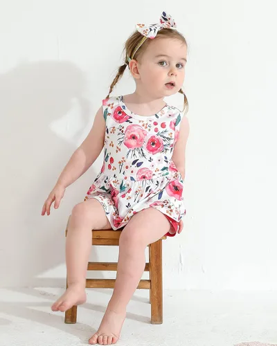 Vista 4 de Mioglrie Conjunto de ropa para bebé recién nacida, conjunto de pantalones cortos, lindos trajes de verano para bebés, ropa de bebé de algodón