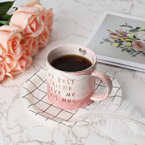 Vista 7 de Taza de cumpleaños con texto en inglés "Best Friend Gave Me This", divertido regalo de amistad para mujeres, mejores amigos, hermanas, ella, taza