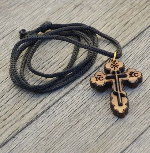 Vista 5 de Collar ortodoxo con cruz de madera de olivo de San Nicolás del Este en bolsa de algodón, certificado de Belén, collar de cruz de madera para hombres