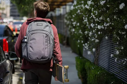 Vista 9 de Dakine Campus M Mochila