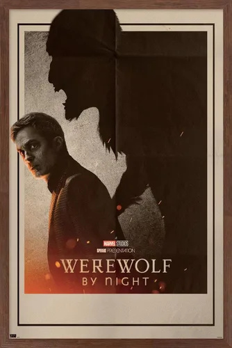 Vista 10 de Trends International Marvel Werewolf By Night - Póster de pared de una hoja, 22.4 pulgadas de largo x 14.7 pulgadas, versión enmarcada de madera