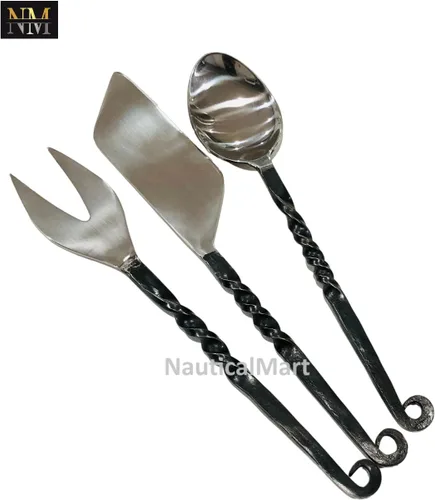 Vista 7 de Juego de utensilios de comedor con 3 piezas de cubiertos, cuchillo, tenedor, cuchara decoración cubiertos medieval vikingo