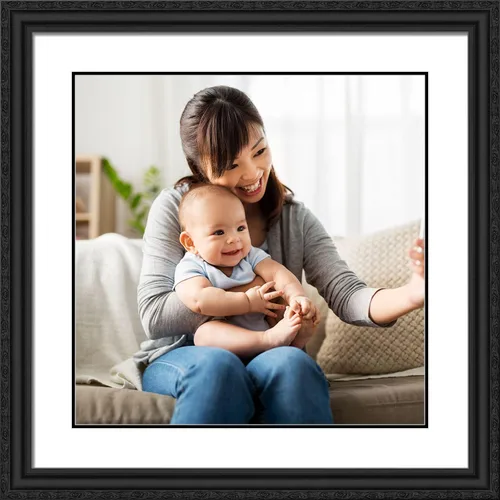 Vista 2 de ArtDirect Marco de madera ornamentado negro enmarcado personalizado de 12 x 12 pulgadas y tu foto o arte. Sube cualquier imagen y la imprimiremos