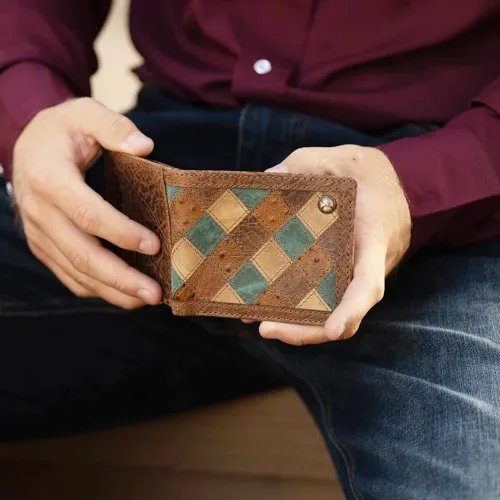 Vista 52 de HOOEY Cuero Bi-Fold Hombre, Hands-Up- Estampado Nómada, Talla única, 2812937