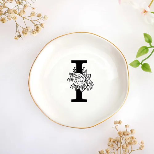 Vista 11 de JoycuFF Bandeja de cerámica con inicial M para joyas, regalos de novia para dama de honor, cumpleaños, compromiso, mejor amiga, mamá, abuela