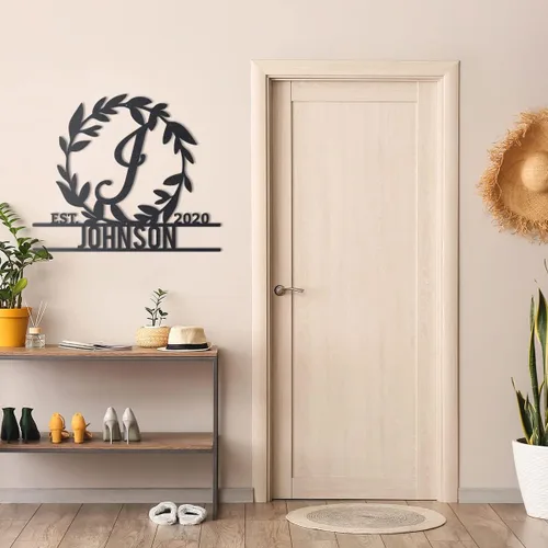 Vista 5 de RealSteel Arte de pared de metal personalizado, letra de monograma personalizada con corona decorativa, nombre de la familia, regalo personalizable