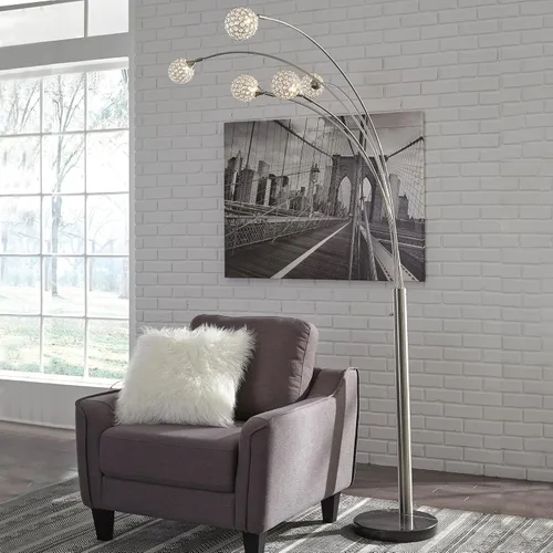 Vista 2 de Signature Design by Ashley Winter Contemporary - Lámpara de arco de suelo de metal y mármol negro de 95 pulgadas con 5 luces e interruptor