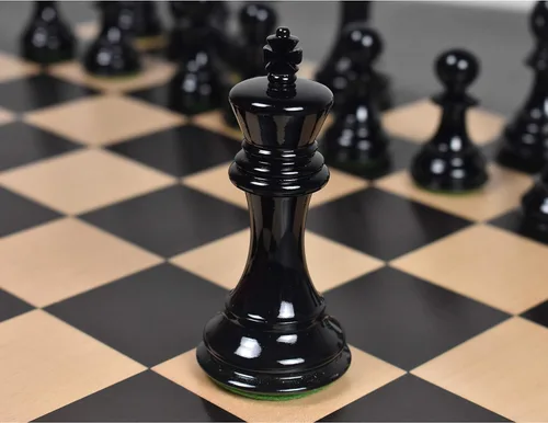 Vista 7 de RoyalChessMall -Juego de piezas de ajedrez de madera pintadas en rojo y negro Pro Staunton de 4.1 pulgadas