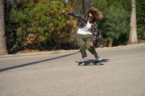 Vista 7 de Fireball Edición limitada Mini Cruiser Longboard - Tabla de patineta de madera de arce de 7 capas, cubierta de patineta Cruiser de madera de arce
