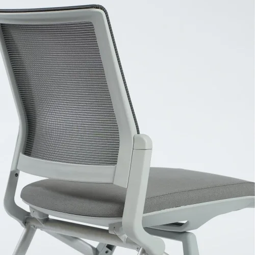 Vista 5 de NBF Signature Series Nestor Sillas de oficina sin brazos, sillas modernas de malla con marco plateado, tela negra, capacidad de 275 libras