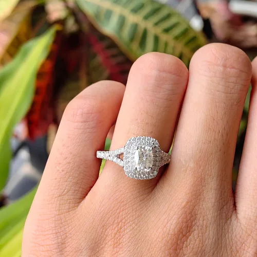 Vista 4 de DovEggs Anillo de compromiso con halo de moissanita y halo de moissanita de color H-I de plata de ley de 1 ct de 0.197 x 0.276in para mujer, Para