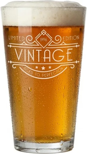 Vista 11 de Vaso de pinta grabado vintage de 1996 de 16 onzas – Regalos de feliz cumpleaños 30 para hombres y mujeres, saludos a cumplir 30 años de edad