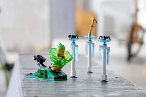 Vista 9 de LEGO NINJAGO Spinjitzu Slam Lloyd 70681 Kit de construcción (70 piezas)