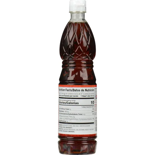 Vista 2 de Salsa de pescado premium Thai Kitchen, 23.66 fl oz - Una botella de 23.66 onzas líquidas de salsa de pescado elaborada para aderezos y marinadas