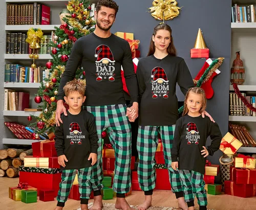 Vista 3 de Camisa de manga larga con diseño de gnomo de Navidad, mamá, papá, hermana, hermano, gnomo