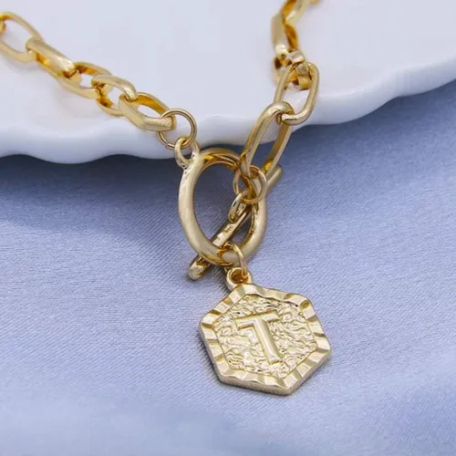 Vista 4 de Collar con letra inicial chapada en oro, collar de oro de 18 quilates para mujer