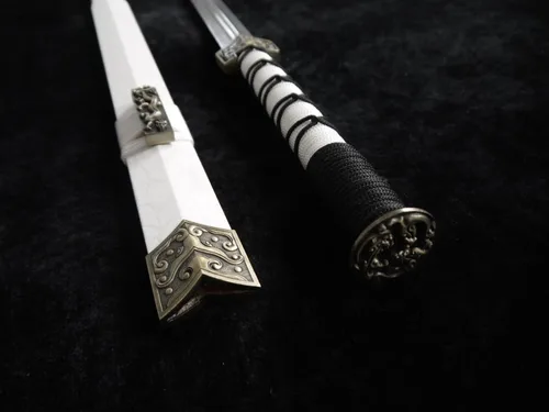 Vista 5 de Espada china/Han jian/Hoja de acero al carbono medio/vaina de pintura de cuero blanco