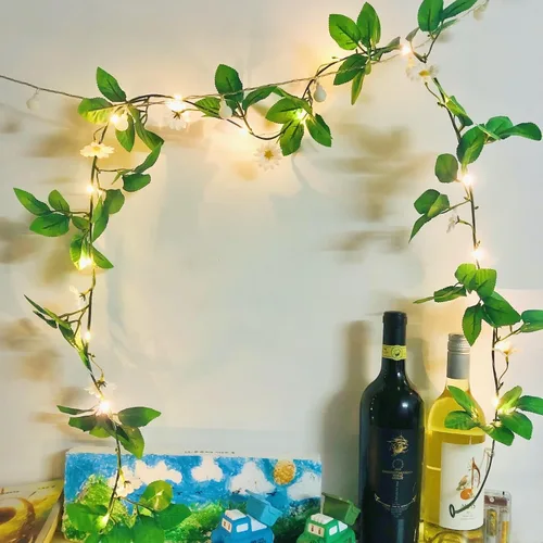 Vista 9 de Guirnalda de luces artificiales de crisantemo de margaritas colgantes, guirnalda de vides de simulación de seda, luz solar alimentada por