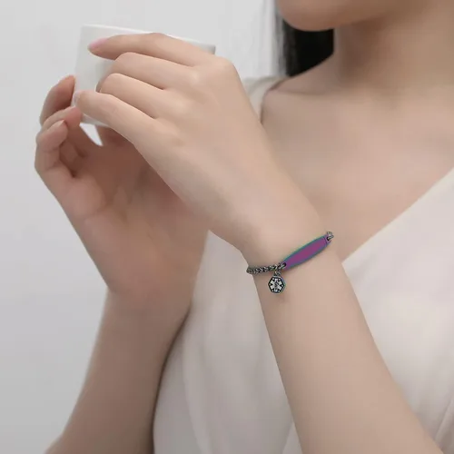 Vista 3 de LinnaLove - Pulsera de identificación de alerta médica con cadena Rolo simple pregrabada para mujer